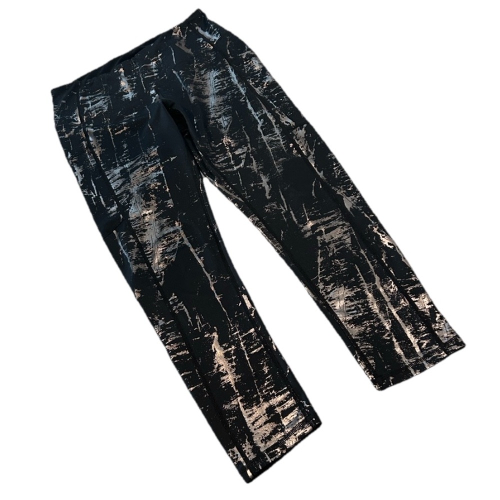 Zella Black Cropped Leggings Mid-rise Thigh Pockets Metallic Silver Accent Small